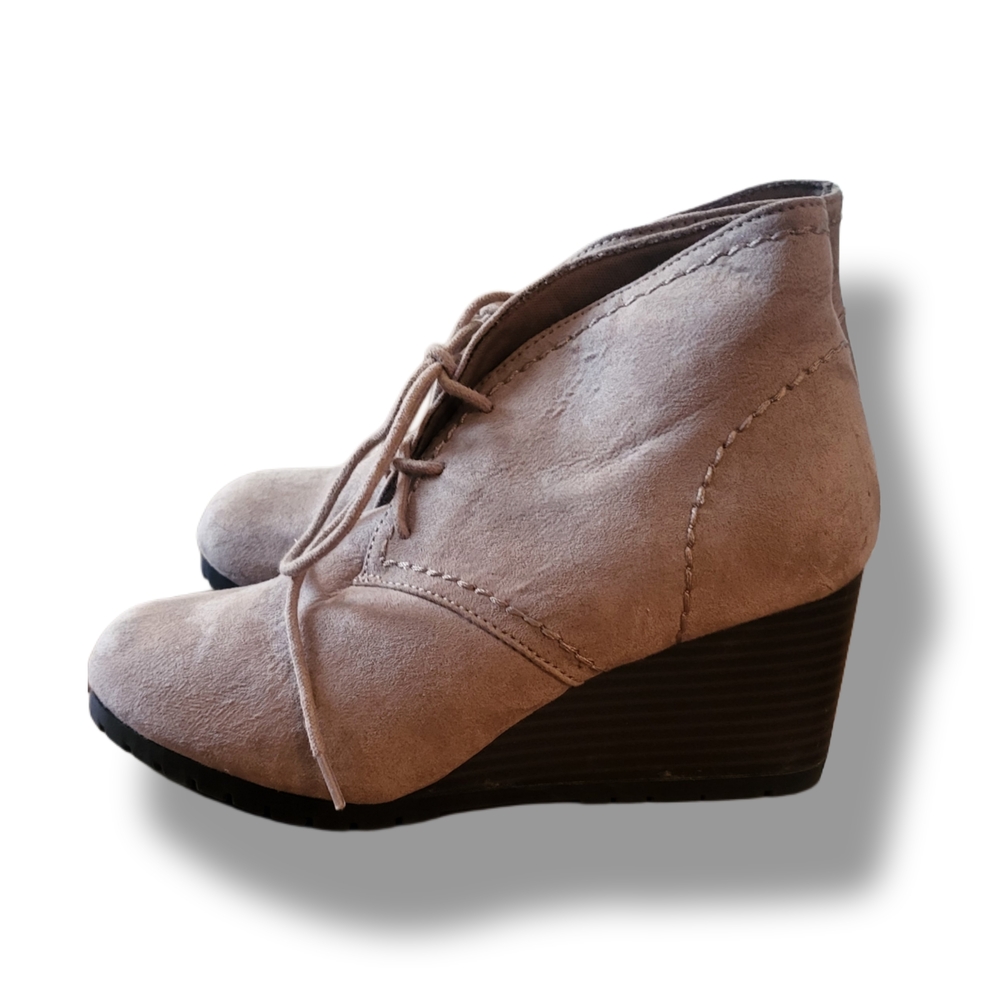 🌿Time and Tru Women's 6 Lace Up Ladies Booties Shoes Footwear In Tan - Picture 5 of 12